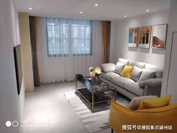 沈蕩鎮(zhèn)尚品公館最新房價(jià)揭秘，背景、事件與地位一覽